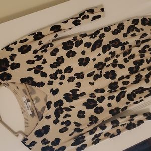 Leopard print top